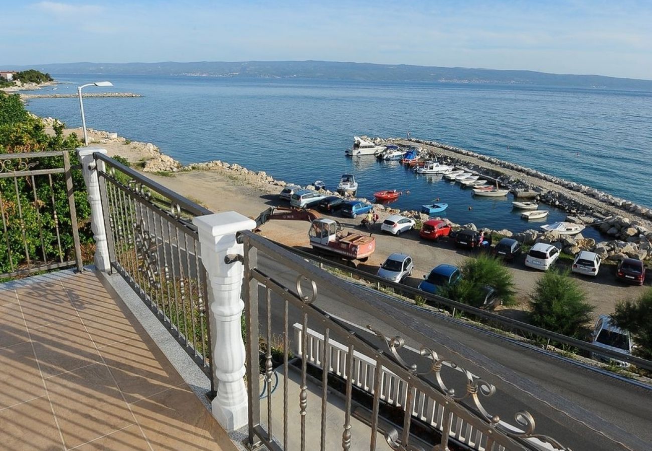 Appartement à Podstrana - Appartement dans Podstrana-Sv.Martin avec vue mer, Balcon, Climatisation, WIFI (5117-6)