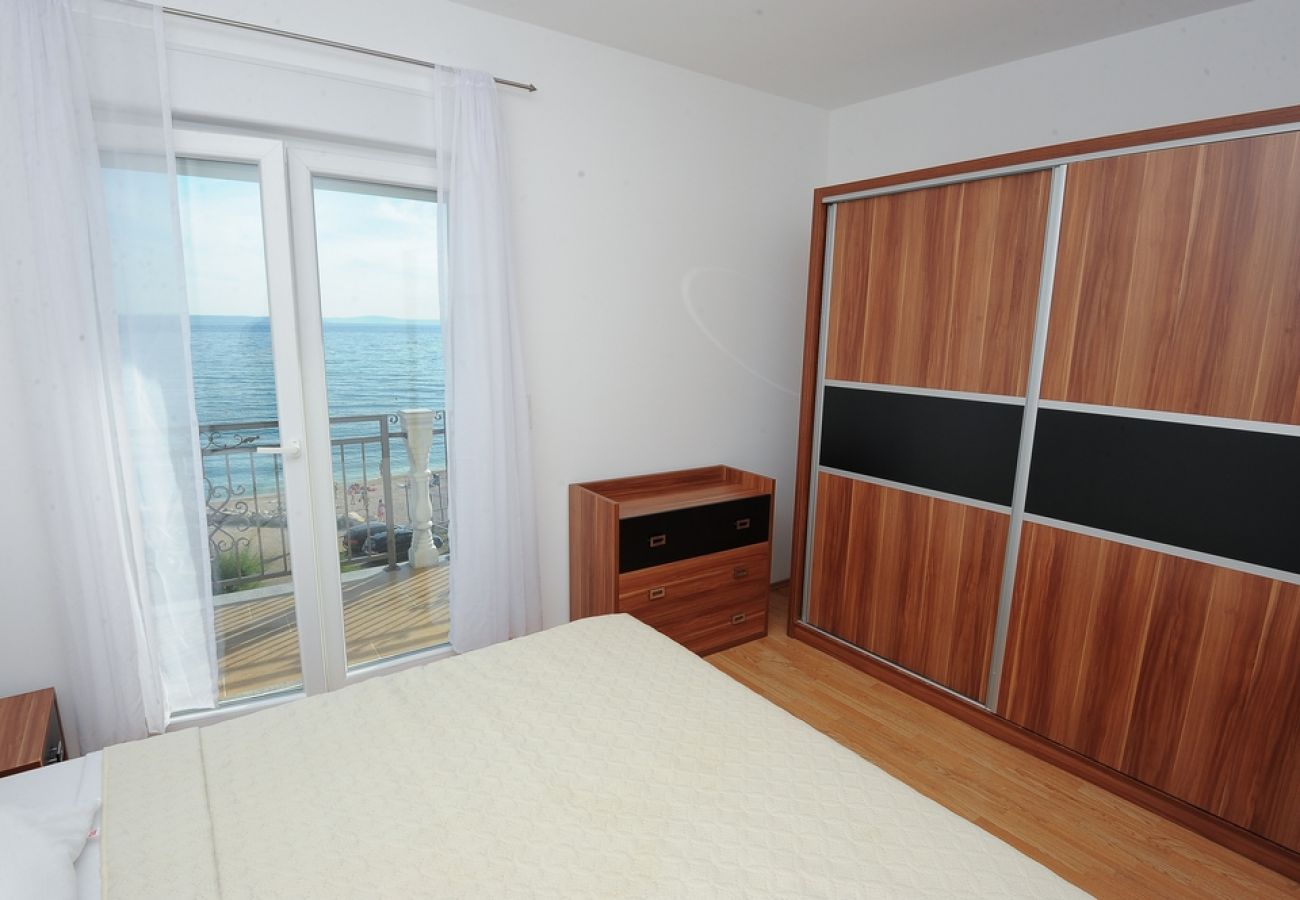 Appartement à Podstrana - Appartement dans Podstrana-Sv.Martin avec vue mer, Balcon, Climatisation, WIFI (5117-6)