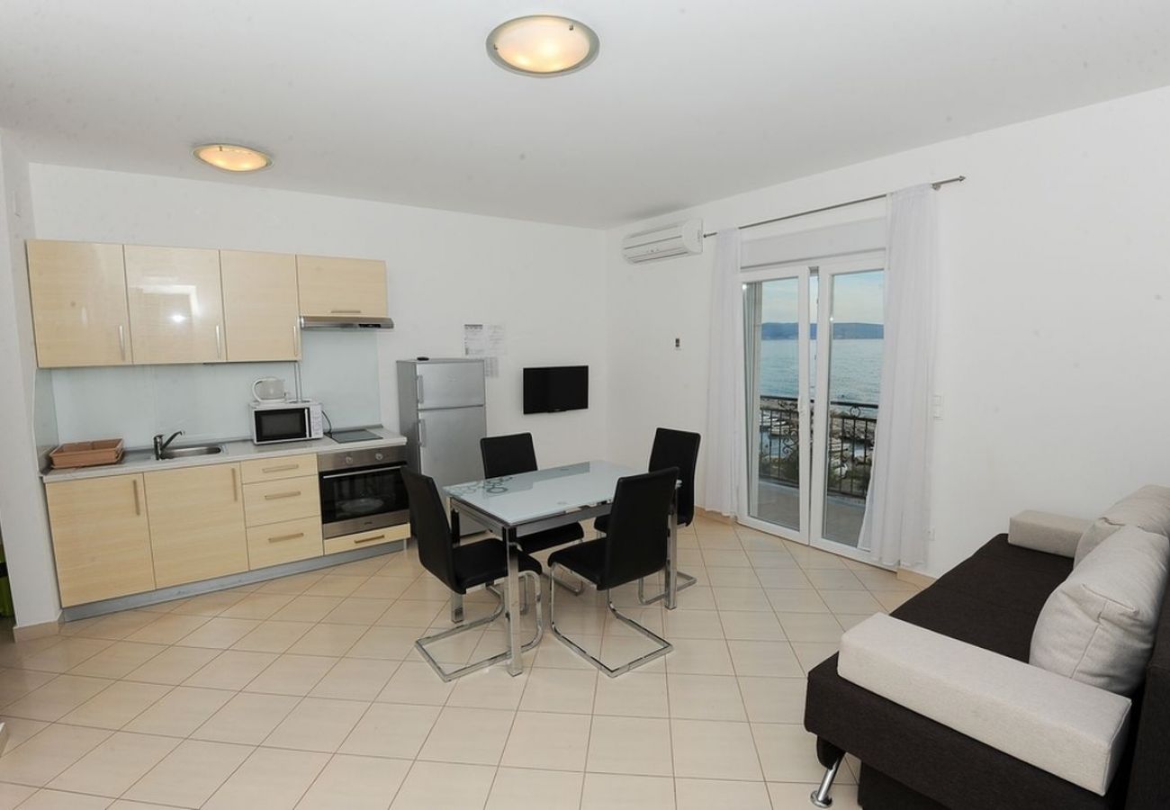 Appartement à Podstrana - Appartement dans Podstrana-Sv.Martin avec vue mer, terrasse, Climatisation, WIFI (5117-2)