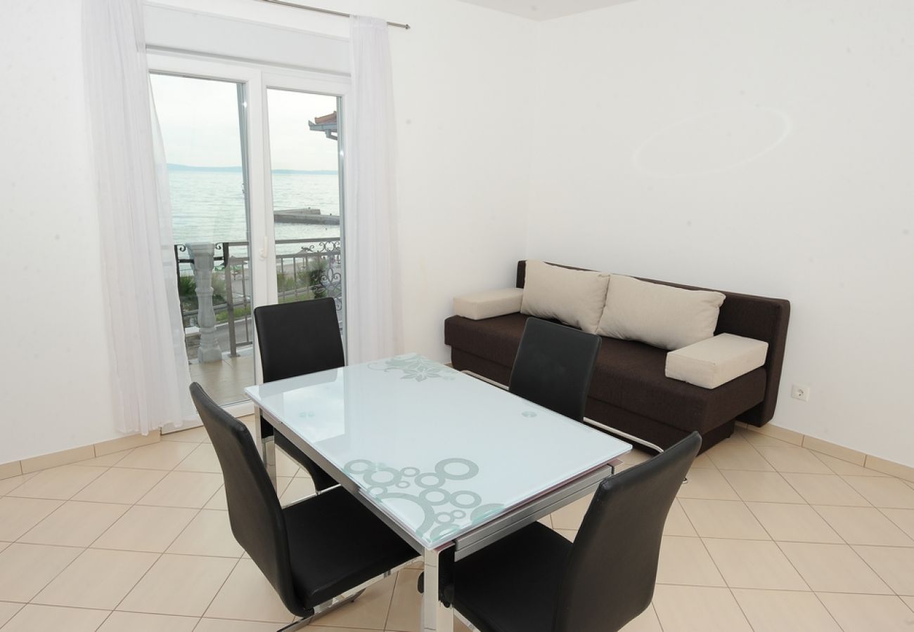 Appartement à Podstrana - Appartement dans Podstrana-Sv.Martin avec vue mer, terrasse, Climatisation, WIFI (5117-2)