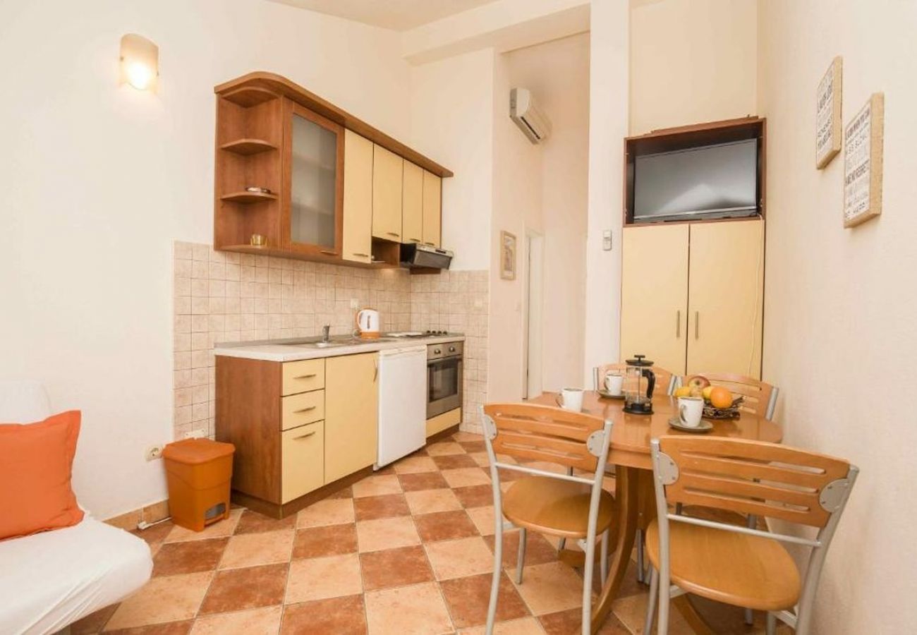 Appartement à Bol - Appartement dans Bol avec vue mer, terrasse, Climatisation, WIFI (5121-5)