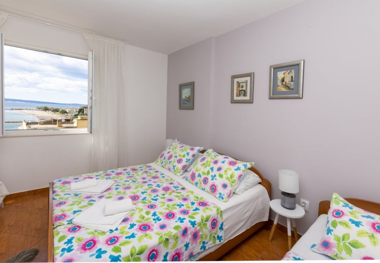 Appartement à Omiš - Appartement dans Omiš avec vue mer, loggia, Climatisation, WIFI (5129-4)