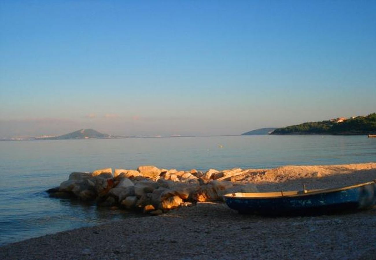 Appartement à Slatine - Appartement dans Slatine avec vue mer, Balcon, Climatisation, WIFI (5130-1)