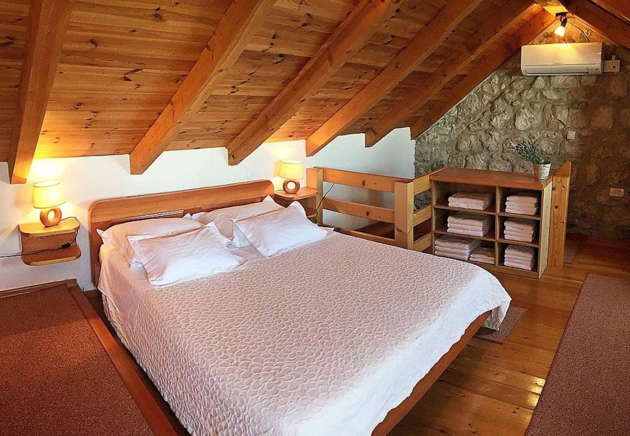 Maison à Dugi Rat - Maison de vacances dans Sumpetar Jesenice avec vue mer, terrasse, Climatisation, WIFI (5133-1)