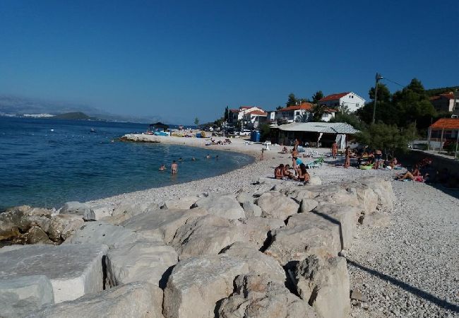 Appartement à Arbanija - Appartement dans Arbanija avec vue mer, Balcon, Climatisation, WIFI (5138-1) Appartement à Arbanija - Appartement dans Arbanija avec vue mer, Balcon, Climatisation, WIFI (5138-1)