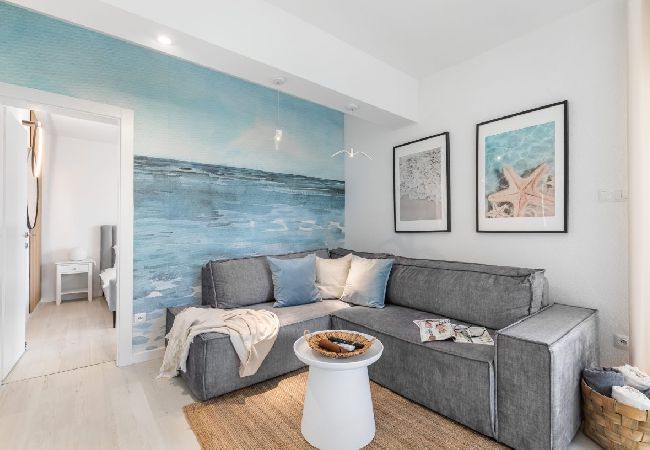 Appartement à Arbanija - Appartement dans Arbanija avec vue mer, terrasse, Climatisation, WIFI (5139-3) Appartement à Arbanija - Appartement dans Arbanija avec vue mer, terrasse, Climatisation, WIFI (5139-3)