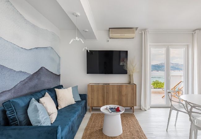 Appartement à Arbanija - Appartement dans Arbanija avec vue mer, terrasse, Climatisation, WIFI (5139-1) Appartement à Arbanija - Appartement dans Arbanija avec vue mer, terrasse, Climatisation, WIFI (5139-1)