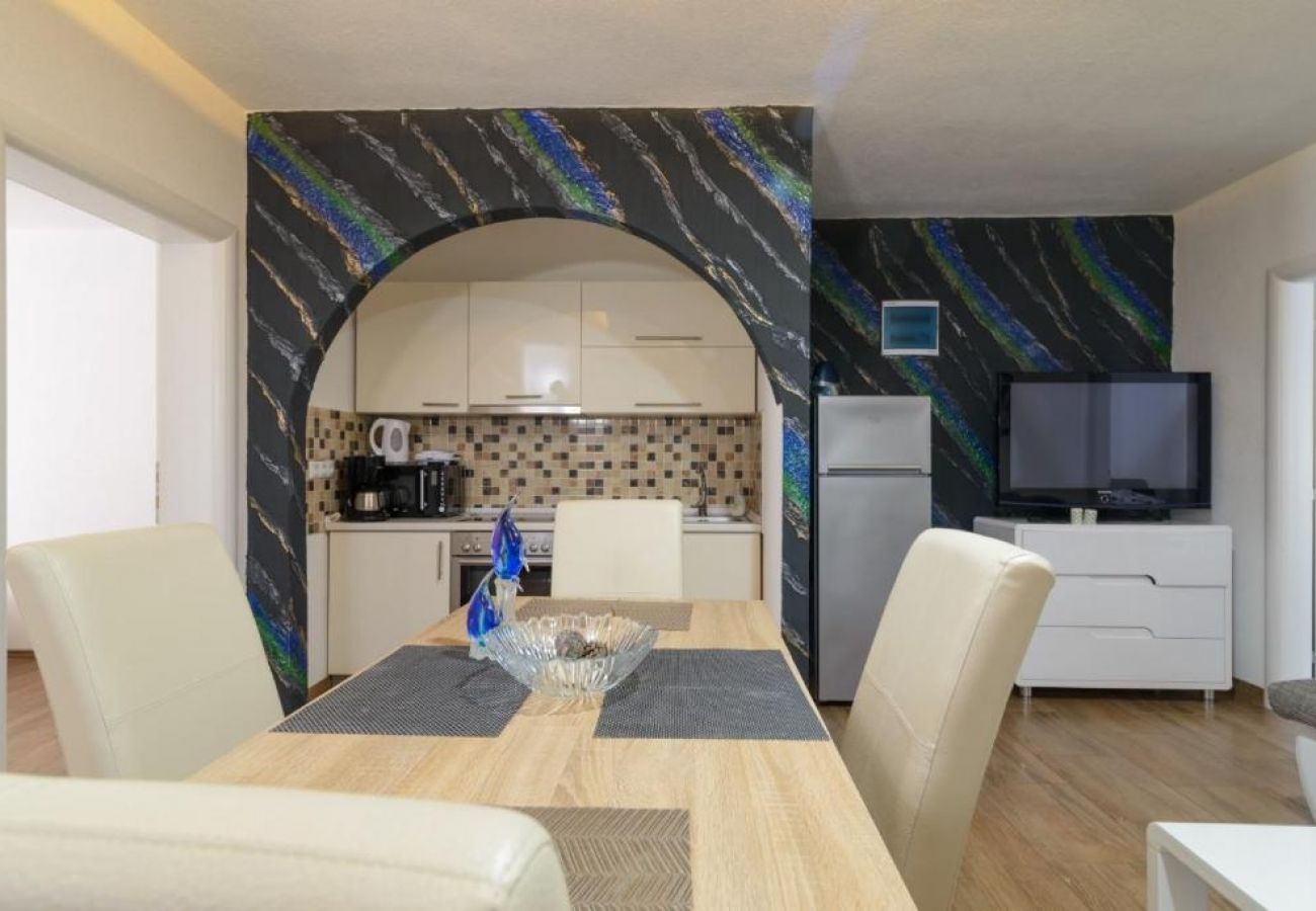 Appartement à Okrug Gornji - Appartement dans Okrug Gornji avec vue mer, terrasse, Climatisation, WIFI (5134-1)