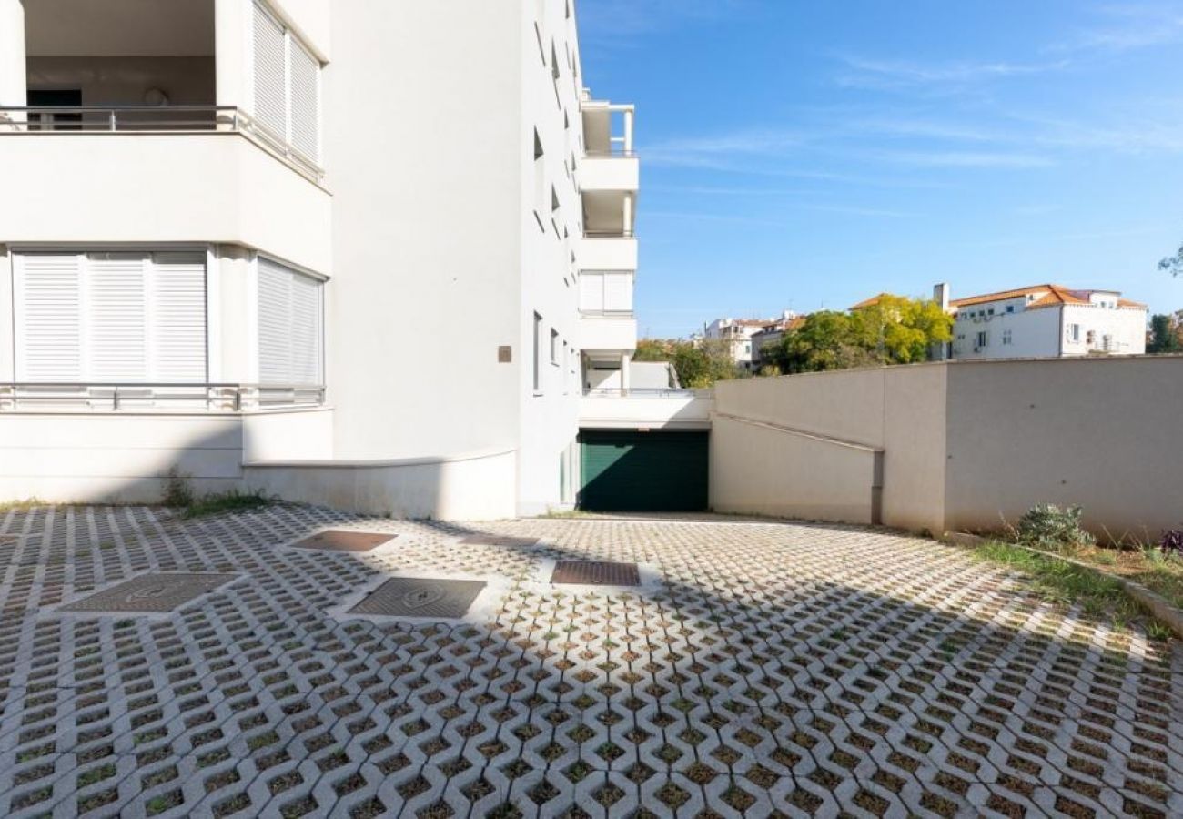 Appartement à Split - Appartement dans Split avec vue mer, Balcon, Climatisation, WIFI (5141-1)