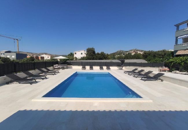 Appartement à Seget Vranjica - Appartement dans Seget Vranjica avec vue mer, Balcon, Climatisation, WIFI (5142-2) Appartement à Seget Vranjica - Appartement dans Seget Vranjica avec vue mer, Balcon, Climatisation, WIFI (5142-2)