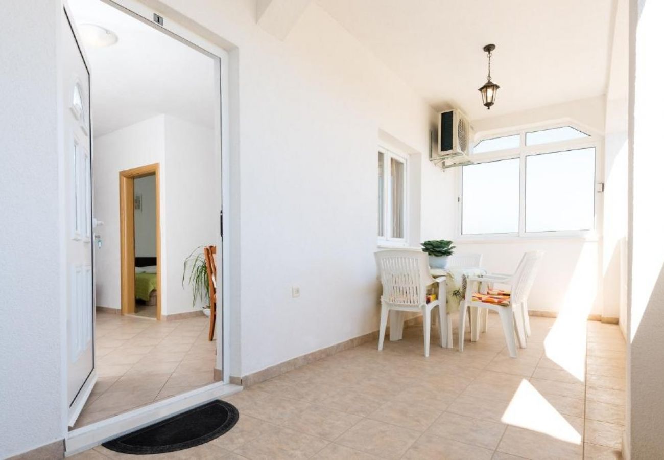 Appartement à Seget Vranjica - Appartement dans Seget Vranjica avec vue mer, Balcon, Climatisation, WIFI (5142-1)