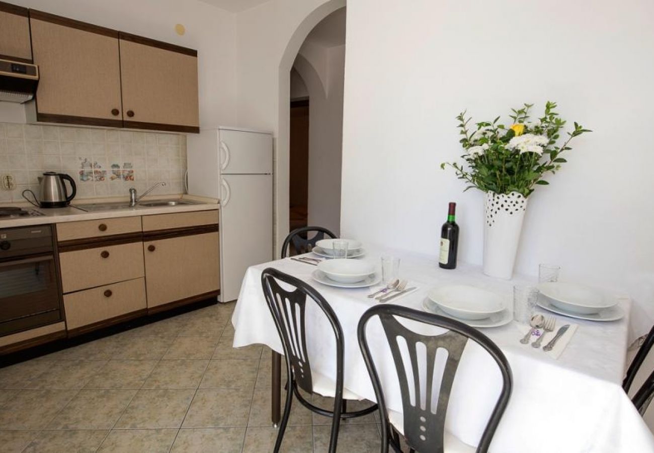 Appartement à Duce - Appartement dans Duće avec vue mer, Balcon, Climatisation, WIFI (5146-6)