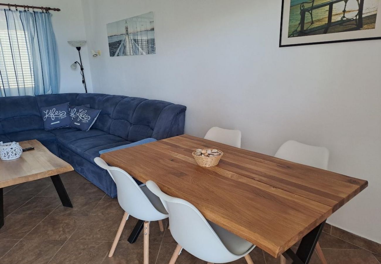 Appartement à Slatine - Appartement dans Slatine avec vue mer, terrasse, Climatisation, WIFI (5147-2)