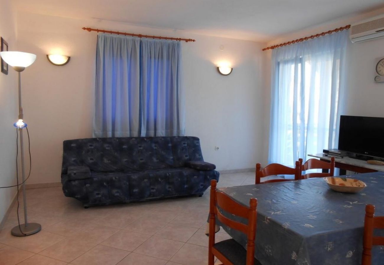 Appartement à Ražanj - Appartement dans Ražanj avec vue mer, terrasse, Climatisation, WIFI (5150-1)