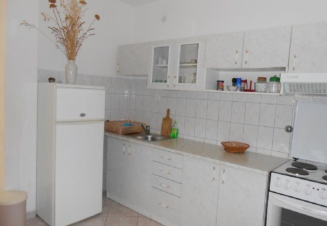 Appartement à Ražanj - Appartement dans Ražanj avec vue mer, terrasse, Climatisation, WIFI (5150-2) Appartement à Ražanj - Appartement dans Ražanj avec vue mer, terrasse, Climatisation, WIFI (5150-2)