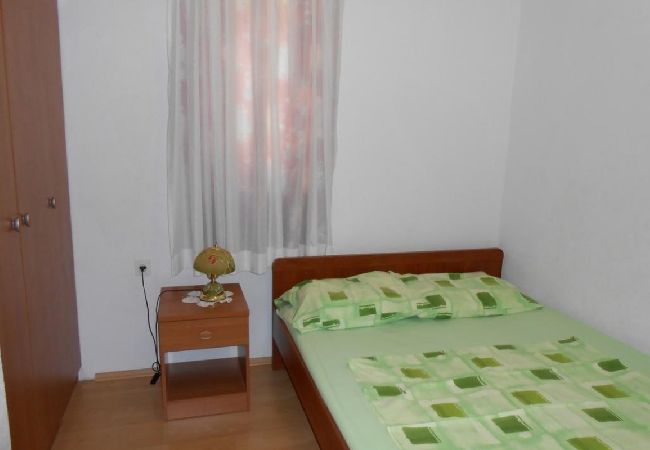 Appartement à Ražanj - Appartement dans Ražanj avec vue mer, terrasse, Climatisation, WIFI (5150-2) Appartement à Ražanj - Appartement dans Ražanj avec vue mer, terrasse, Climatisation, WIFI (5150-2)