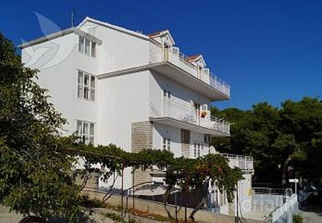 Appartement à Primošten - Appartement dans Primošten avec vue mer, terrasse, Climatisation, WIFI (5162-2)