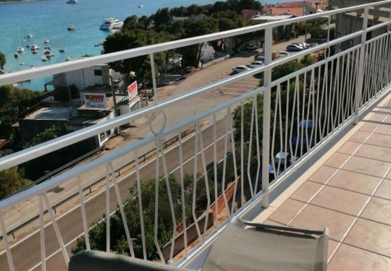 Appartement à Primošten - Appartement dans Primošten avec vue mer, terrasse, Climatisation, WIFI (5162-2)