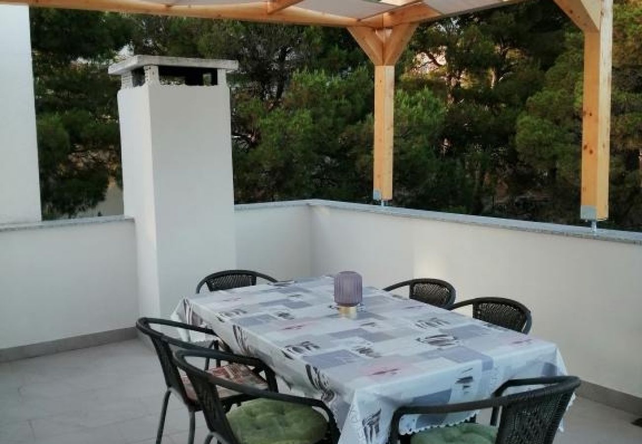 Appartement à Primošten - Appartement dans Primošten avec vue mer, terrasse, Climatisation, WIFI (5162-2)