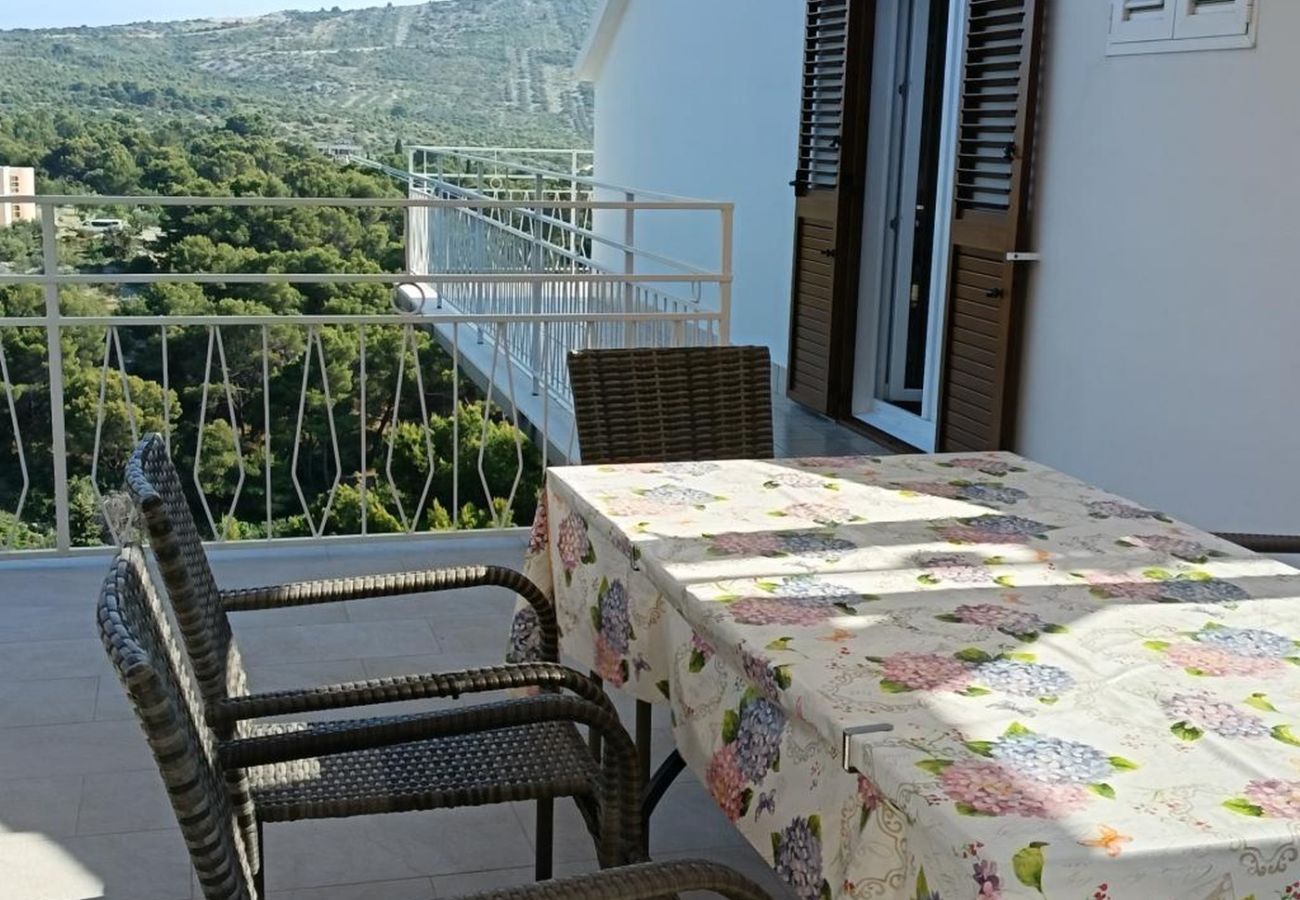Appartement à Primošten - Appartement dans Primošten avec vue mer, terrasse, Climatisation, WIFI (5162-2)