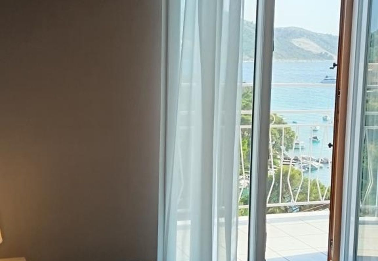 Appartement à Primošten - Appartement dans Primošten avec vue mer, terrasse, Climatisation, WIFI (5162-2)