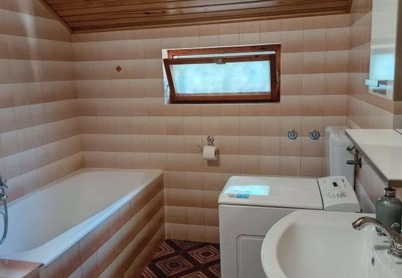 Appartement à Primošten - Appartement dans Primošten avec vue mer, terrasse, Climatisation, WIFI (5162-2)