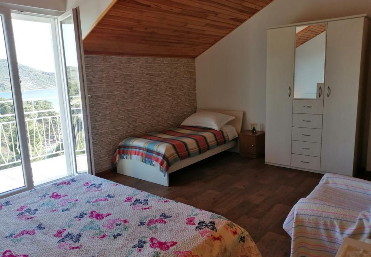 Appartement à Primošten - Appartement dans Primošten avec vue mer, terrasse, Climatisation, WIFI (5162-2)