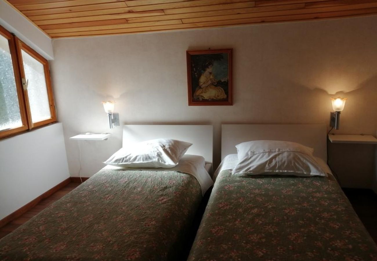 Appartement à Primošten - Appartement dans Primošten avec vue mer, terrasse, Climatisation, WIFI (5162-2)