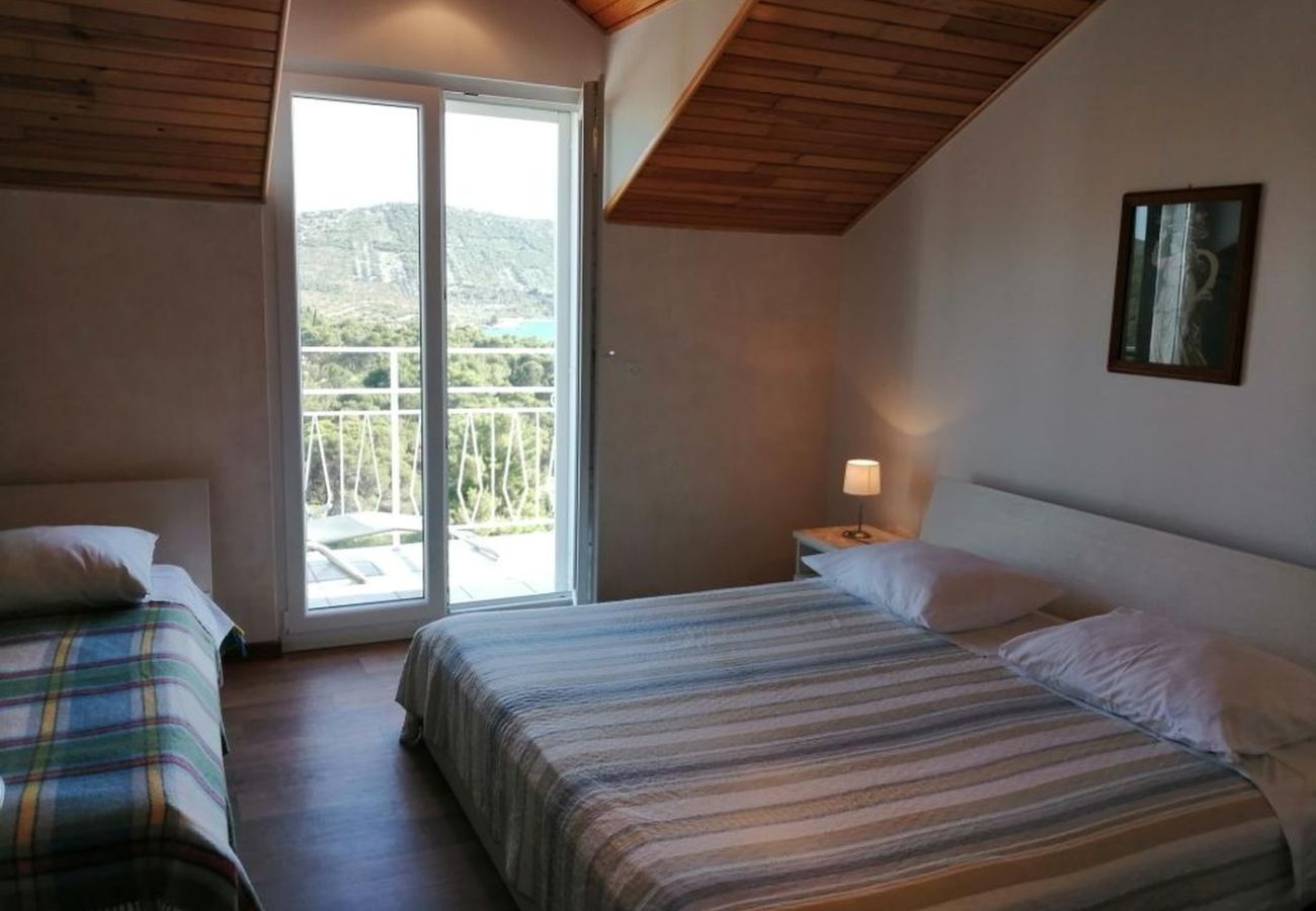 Appartement à Primošten - Appartement dans Primošten avec vue mer, terrasse, Climatisation, WIFI (5162-2)