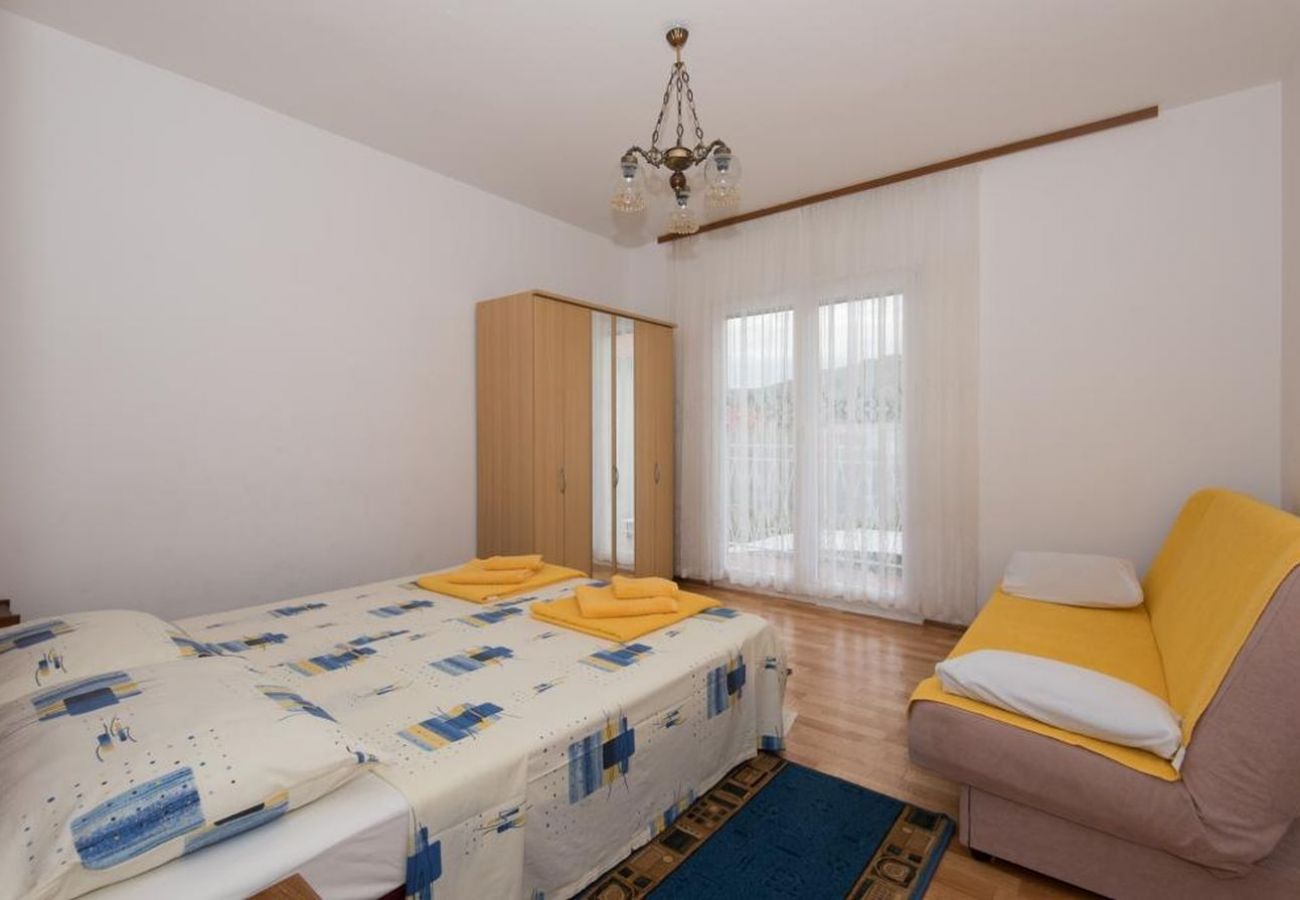 Appartement à Dvornica - Appartement dans Stupin Čeline avec vue mer, Balcon, Climatisation, WIFI (5149-1)