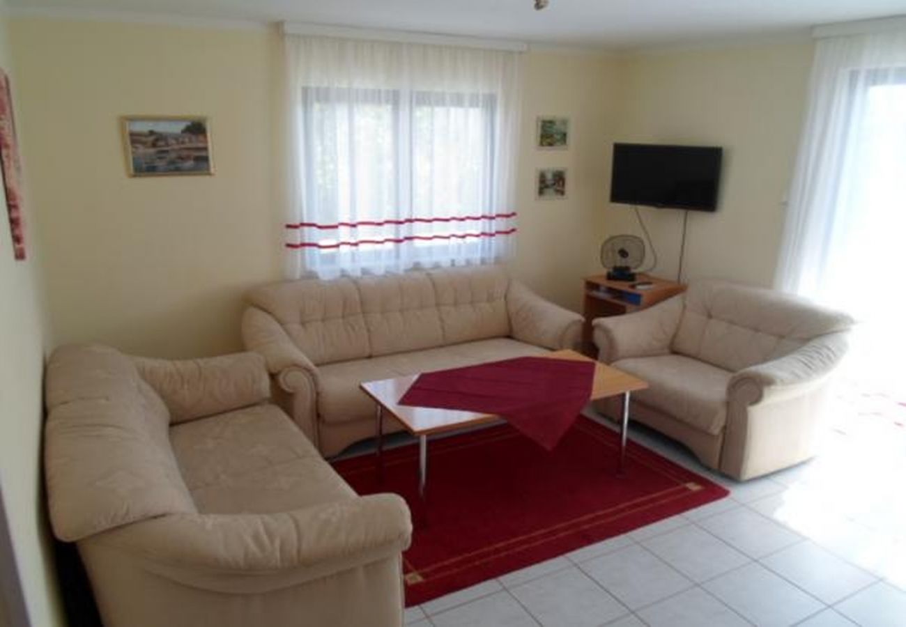 Appartement à Rogoznica - Appartement dans Rogoznica avec vue mer, Balcon, Climatisation, WIFI (5153-1)