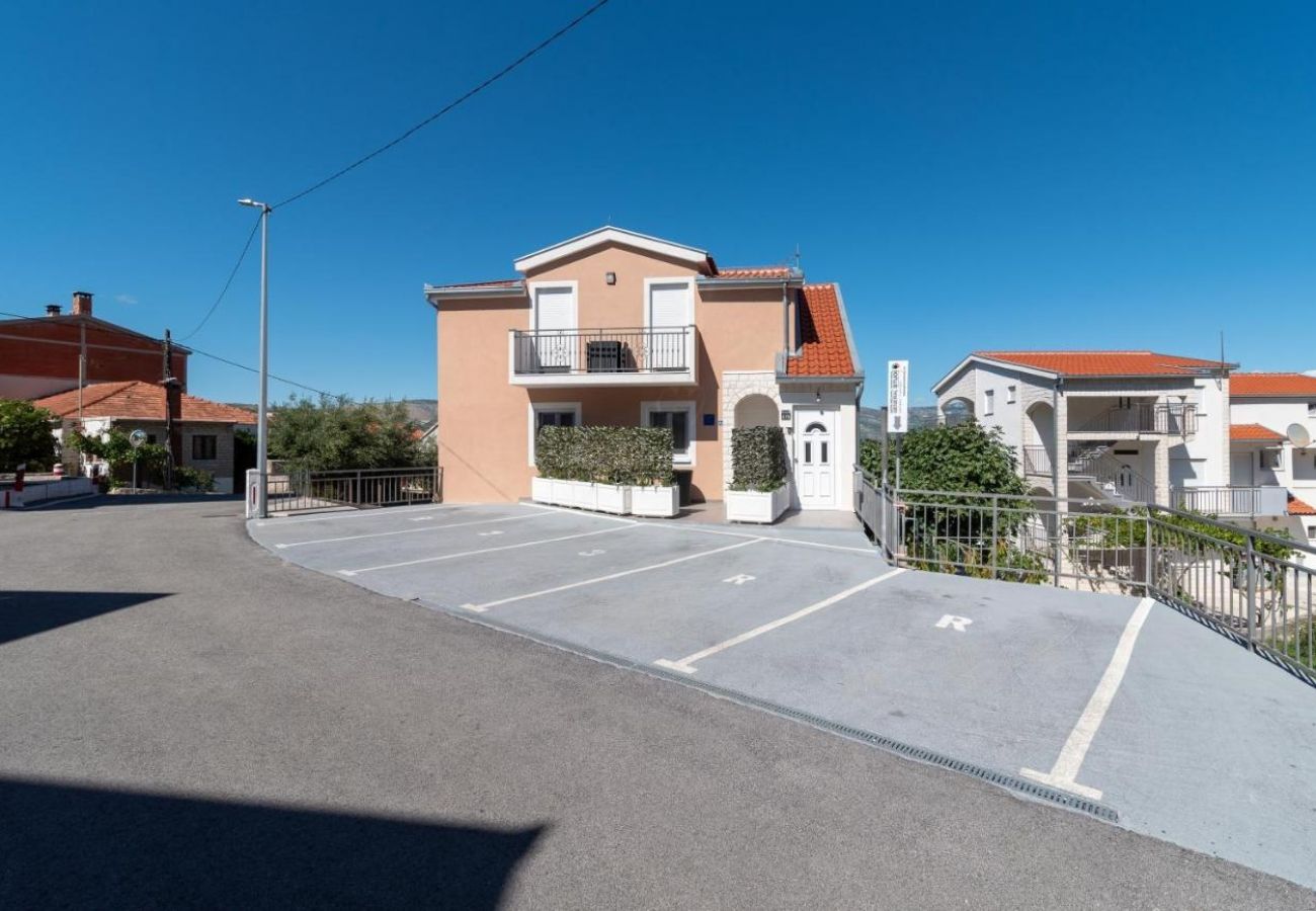 Appartement à Mastrinka - Appartement dans Mastrinka avec vue mer, terrasse, Climatisation, WIFI (5159-3)