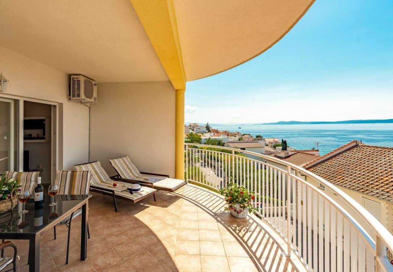 Appartement à Okrug Gornji - Appartement dans Okrug Gornji avec vue mer, terrasse, Climatisation, WIFI (5160-2)