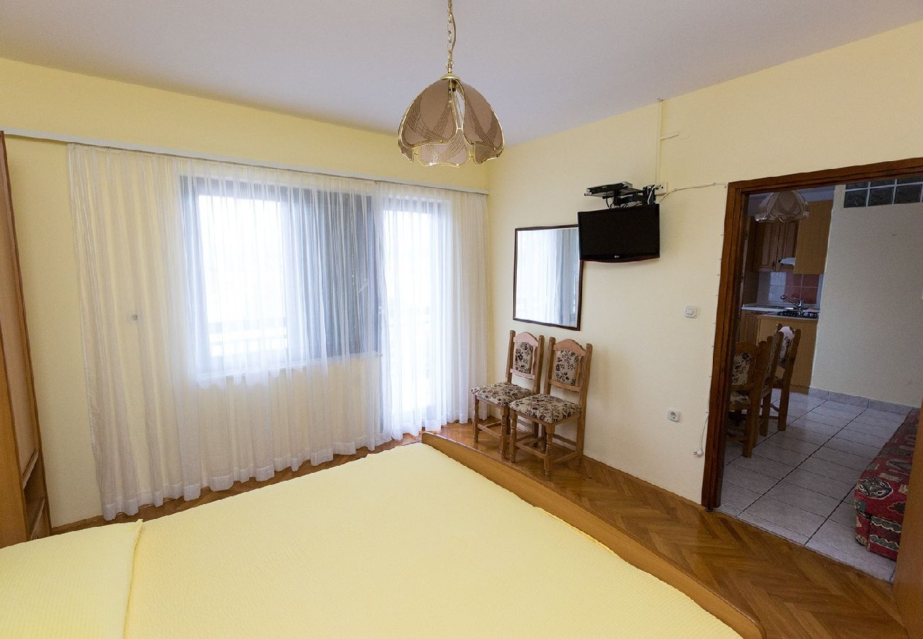 Appartement à Okrug Gornji - Appartement dans Okrug Gornji avec vue mer, Balcon, Climatisation, WIFI (5165-1)