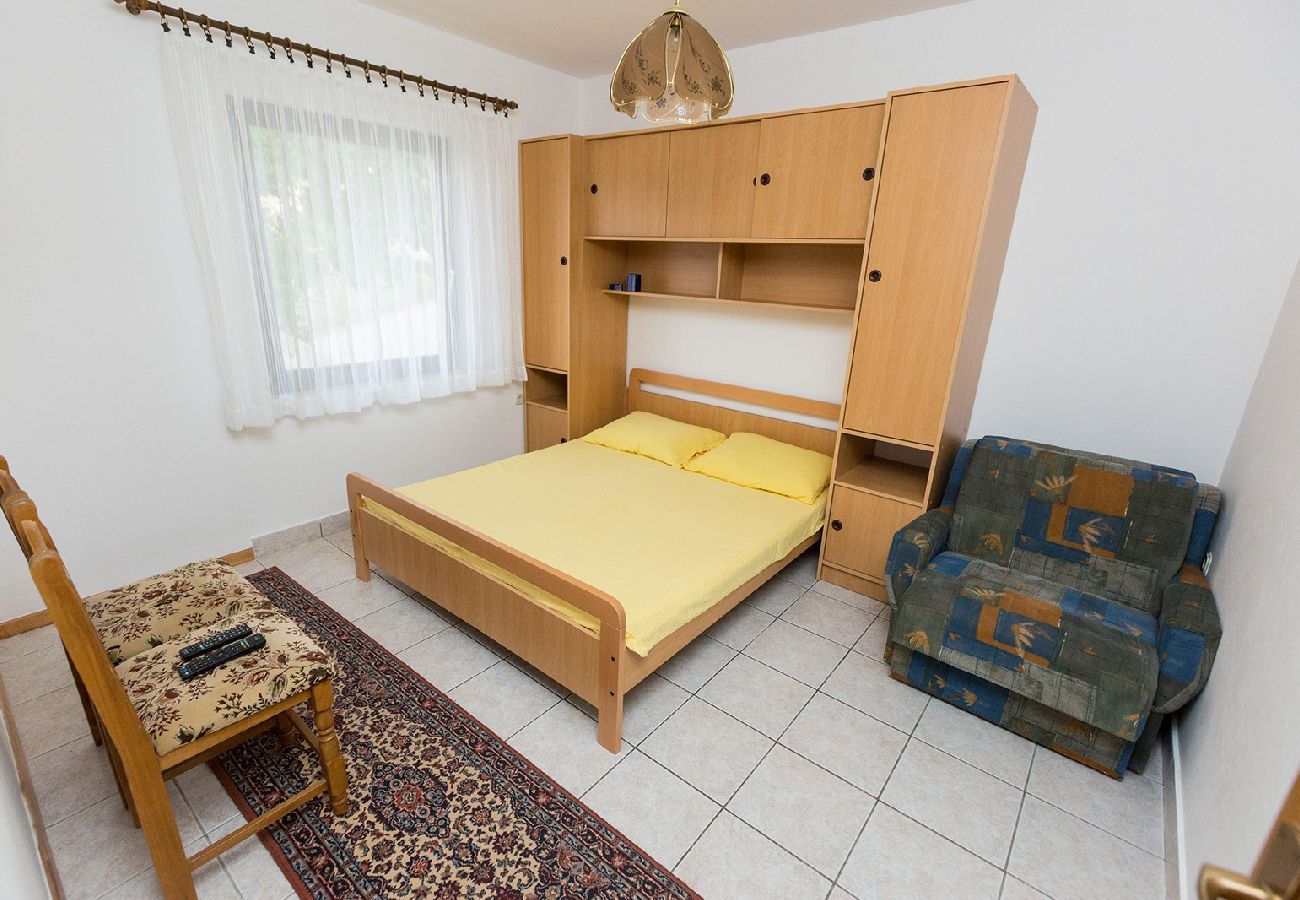 Appartement à Okrug Gornji - Appartement dans Okrug Gornji avec vue mer, Balcon, Climatisation, WIFI (5165-1)