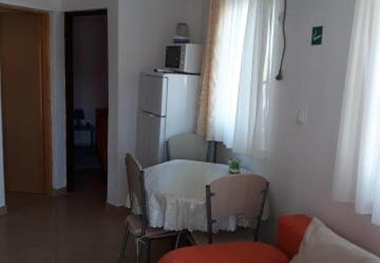 Appartement à Ražanj - Appartement dans Ražanj avec vue mer, terrasse, Climatisation, WIFI (4773-2)