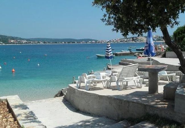Appartement à Kanica - Appartement dans Kanica avec vue mer, terrasse, Climatisation, WIFI (5168-3) Appartement à Kanica - Appartement dans Kanica avec vue mer, terrasse, Climatisation, WIFI (5168-3)