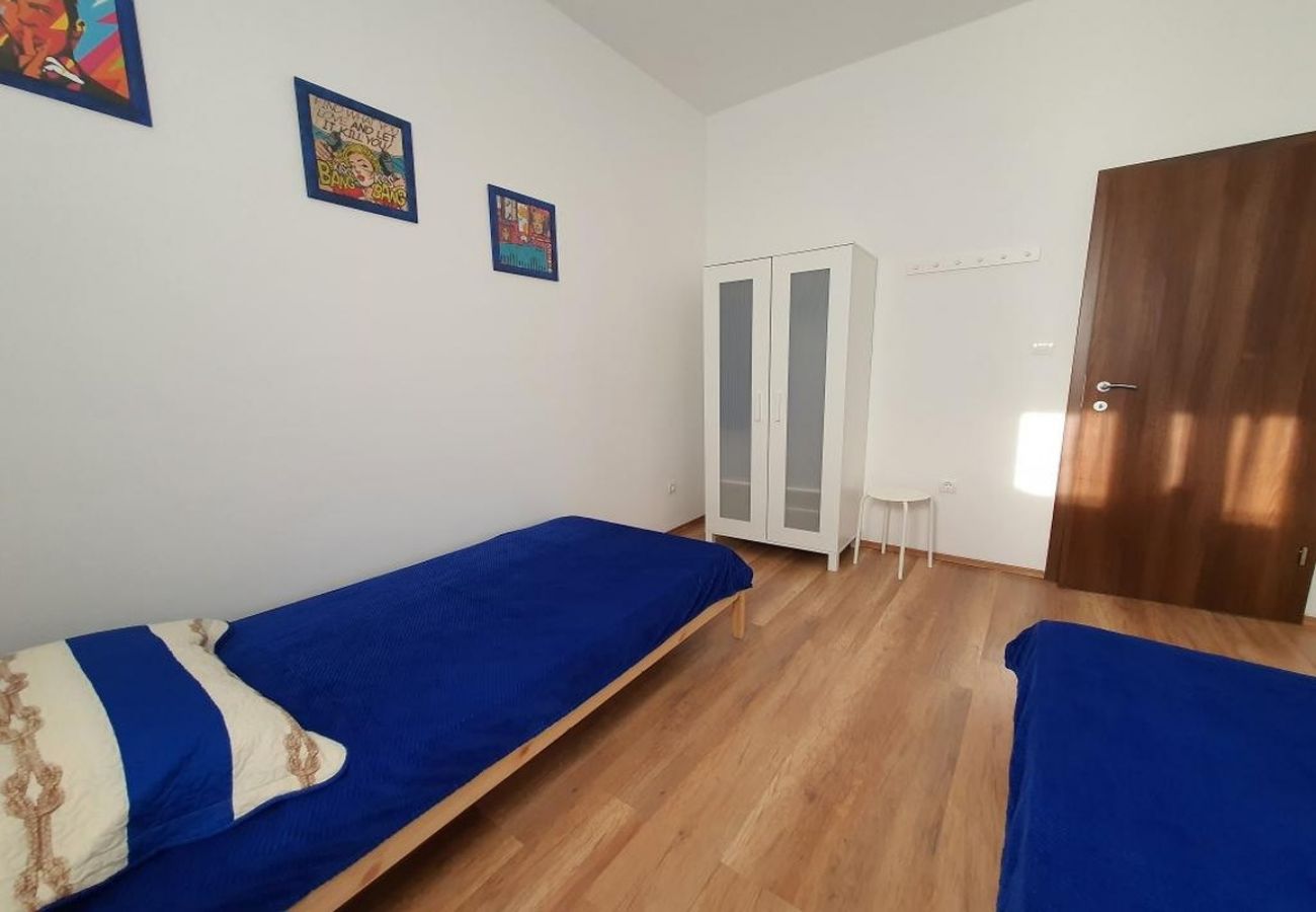 Appartement à Rogoznica - Appartement dans Rogoznica avec terrasse, Climatisation, WIFI (5170-1)