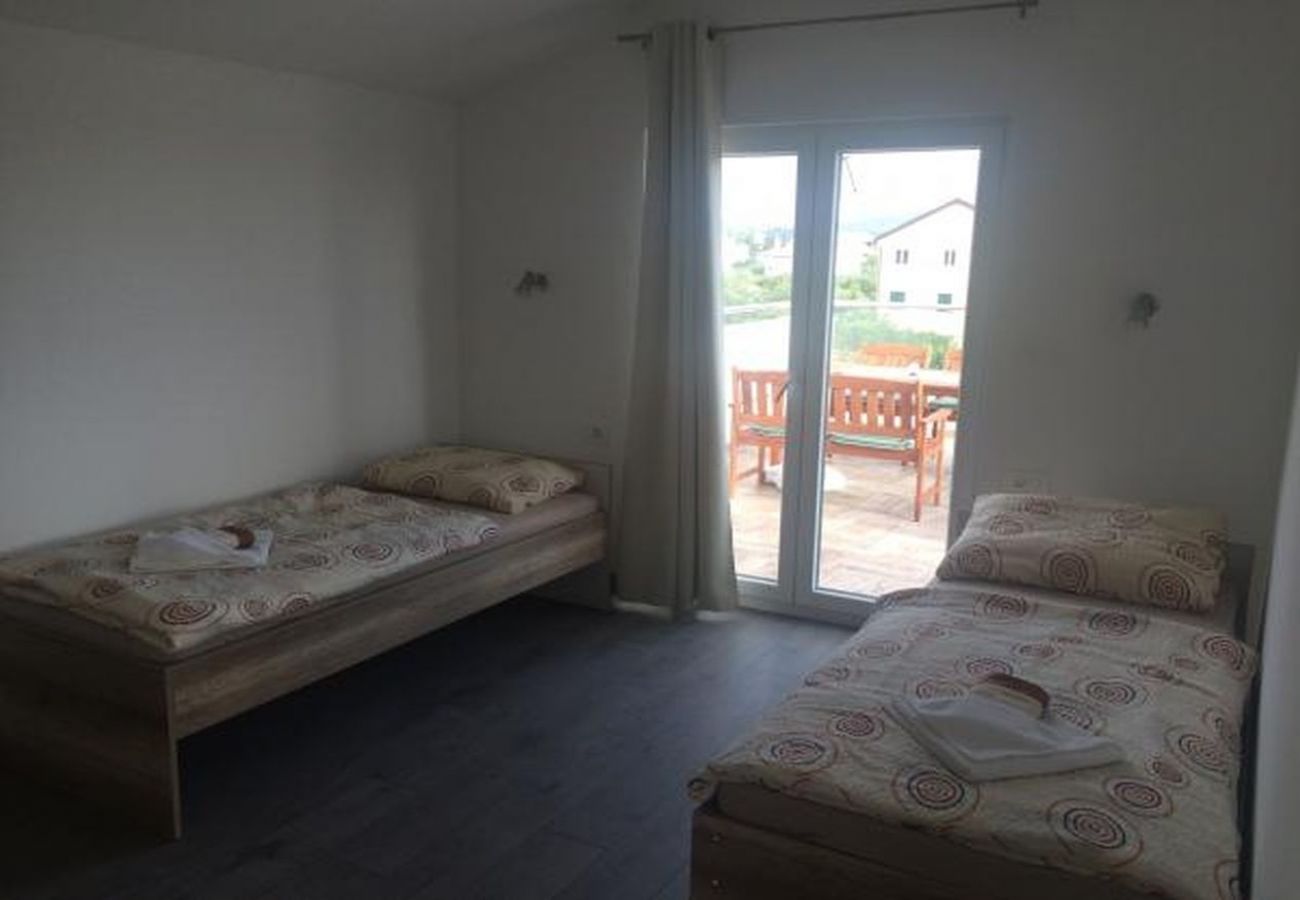 Appartement à Rogoznica - Appartement dans Rogoznica avec vue mer, terrasse, Climatisation, WIFI (5173-3)