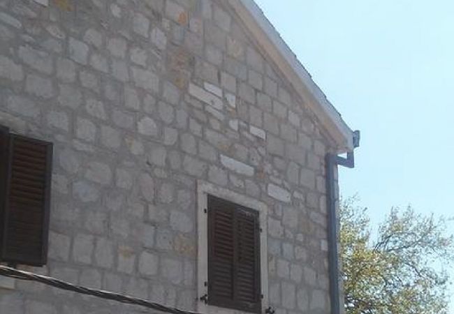 Appartement à Kaštel Kambelovac - Appartement dans Kaštel Kambelovac avec vue mer, Climatisation, WIFI, Machine à laver (4483-2) Appartement à Kaštel Kambelovac - Appartement dans Kaštel Kambelovac avec vue mer, Climatisation, WIFI, Machine à laver (4483-2)