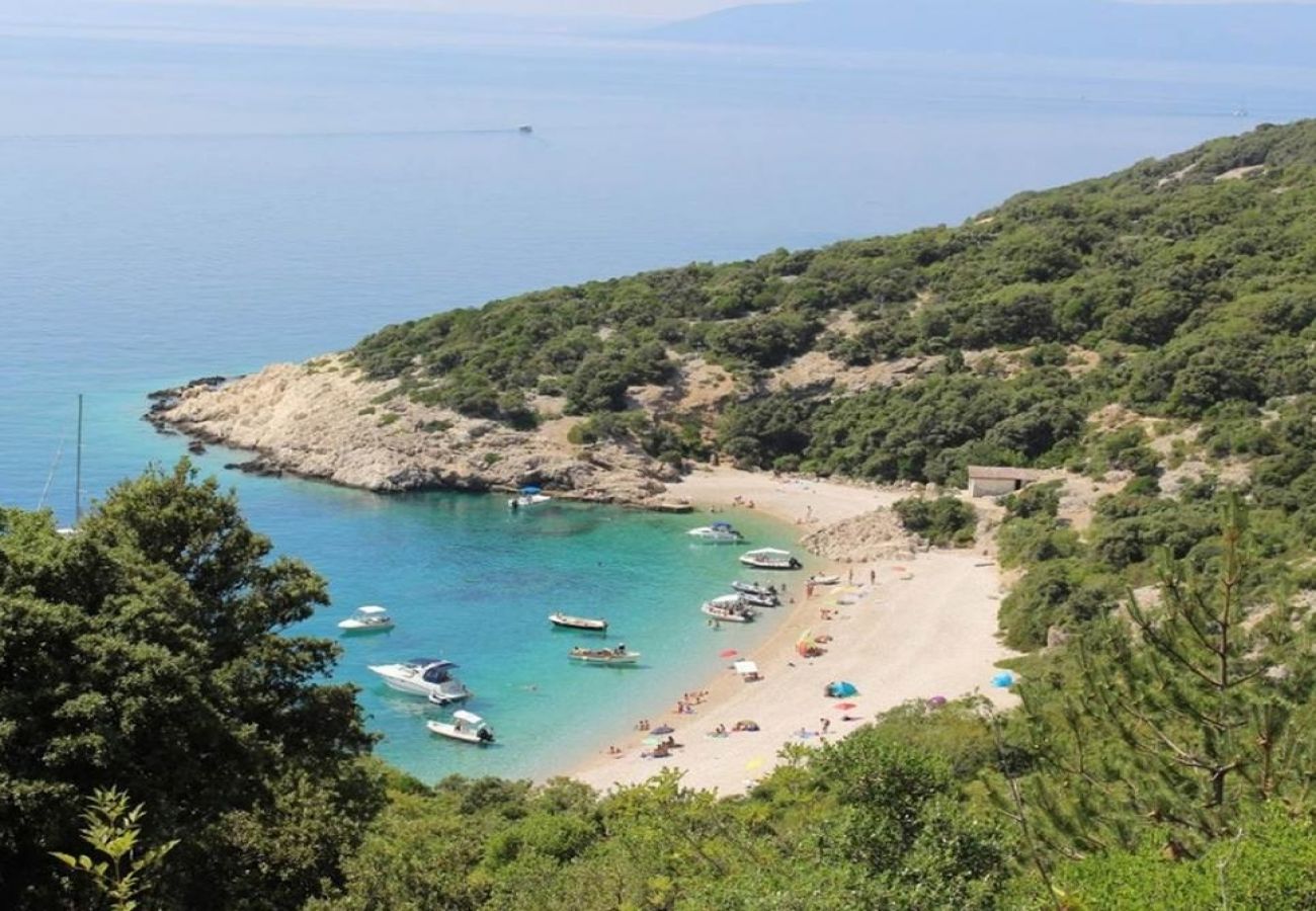 Chambres d'hôtes à Cres - Chambre dans Cres avec vue mer, Balcon, Climatisation, WIFI (4249-5)