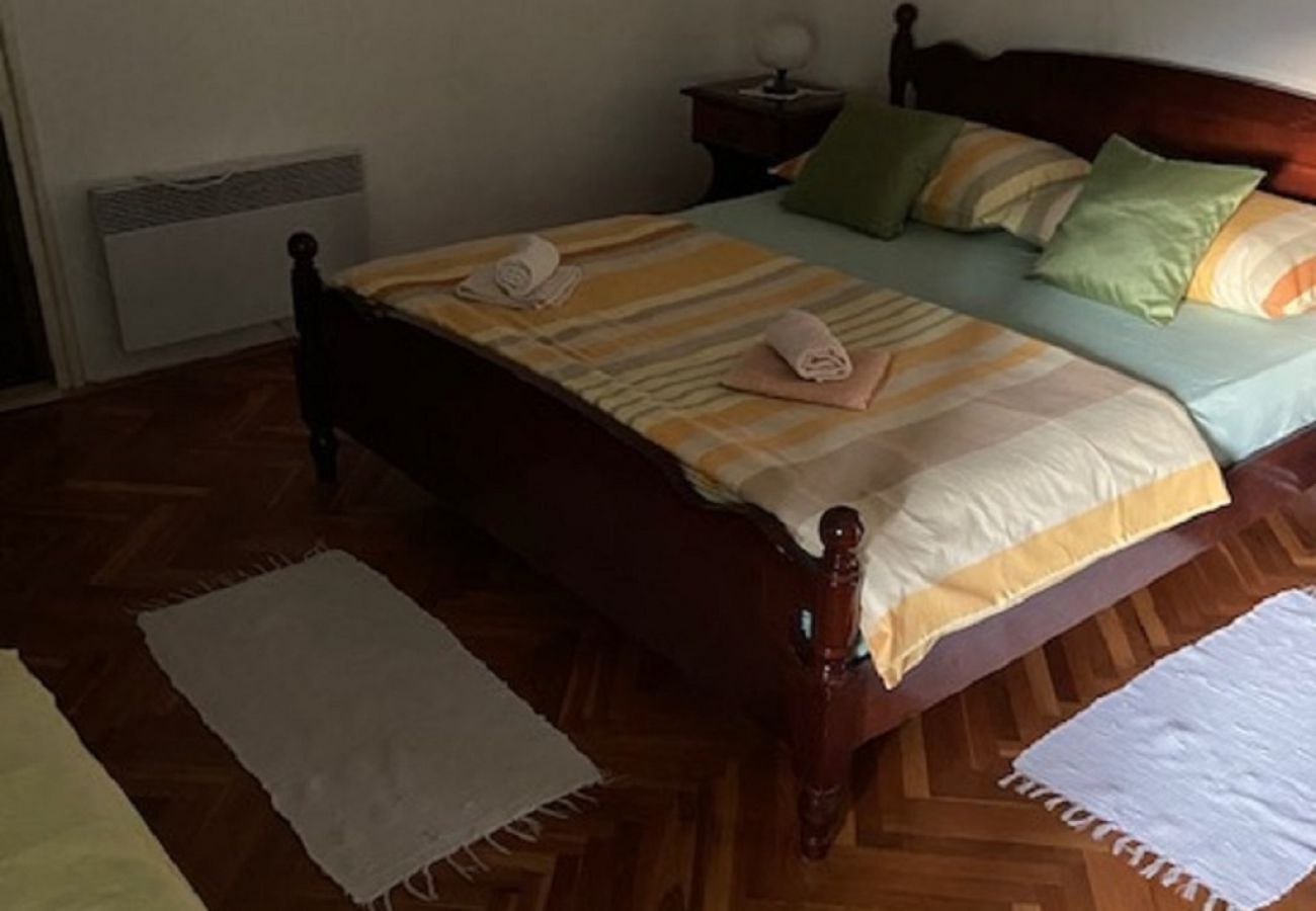 Chambres d'hôtes à Sukošan - Chambre dans Sukošan avec Balcon, Climatisation, WIFI (5188-2)