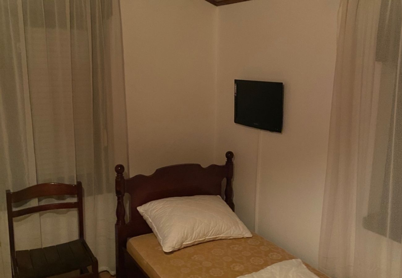 Chambres d'hôtes à Sukošan - Chambre dans Sukošan avec Balcon, Climatisation, WIFI (5188-3)