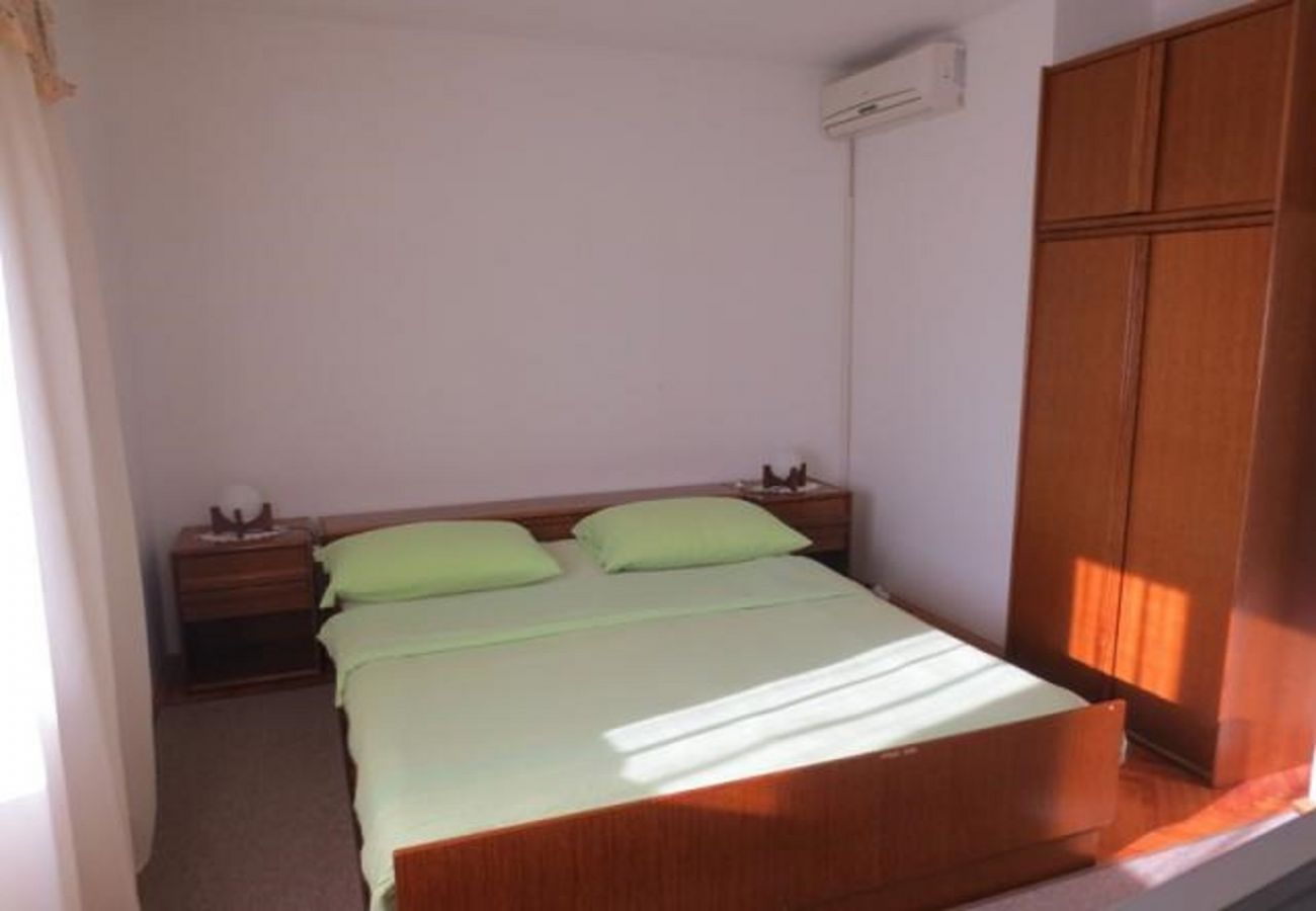 Chambres d'hôtes à Sukošan - Chambre dans Sukošan avec Balcon, Climatisation, WIFI (5188-5)