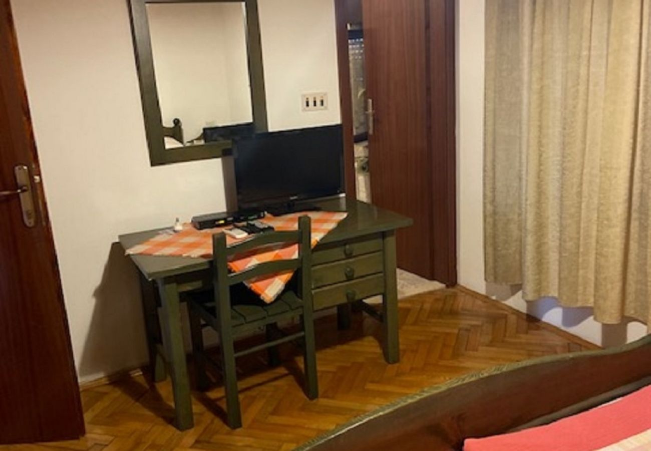 Chambres d'hôtes à Sukošan - Chambre dans Sukošan avec Balcon, Climatisation, WIFI (5188-8)