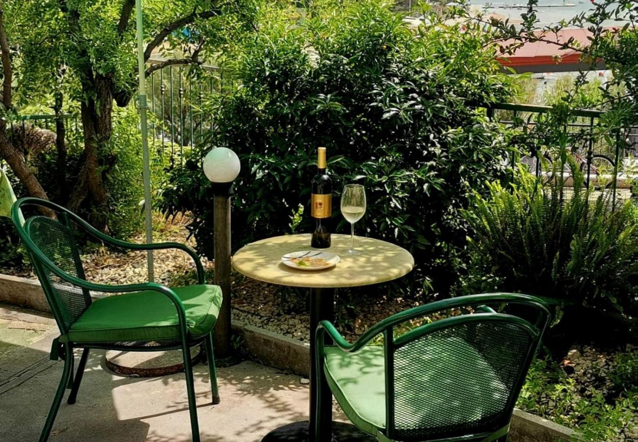 Appartement à Žaborić - Appartement dans Žaborić avec vue mer, Balcon, Climatisation, WIFI (5177-2)