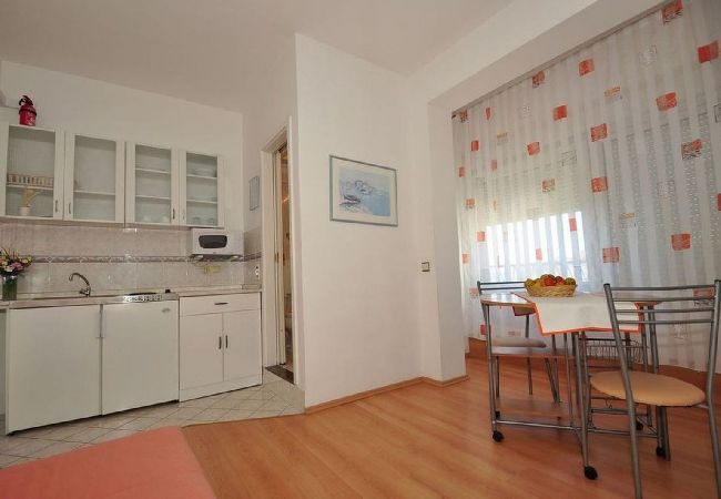 Appartement à Duce - Appartement dans Duće avec vue mer, Balcon, Climatisation, WIFI (3425-1) Appartement à Duce - Appartement dans Duće avec vue mer, Balcon, Climatisation, WIFI (3425-1)