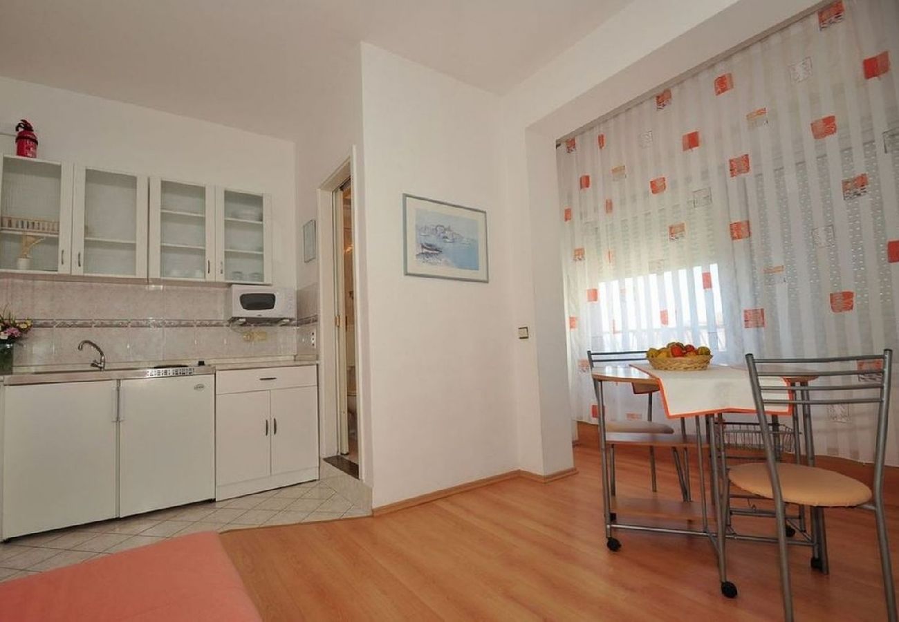 Appartement à Duce - Appartement dans Duće avec vue mer, Balcon, Climatisation, WIFI (3425-1)