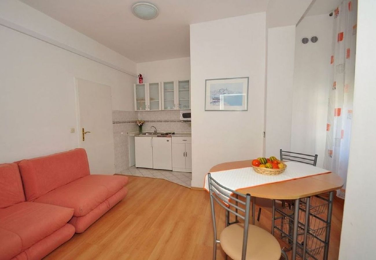 Appartement à Duce - Appartement dans Duće avec vue mer, Balcon, Climatisation, WIFI (3425-1)