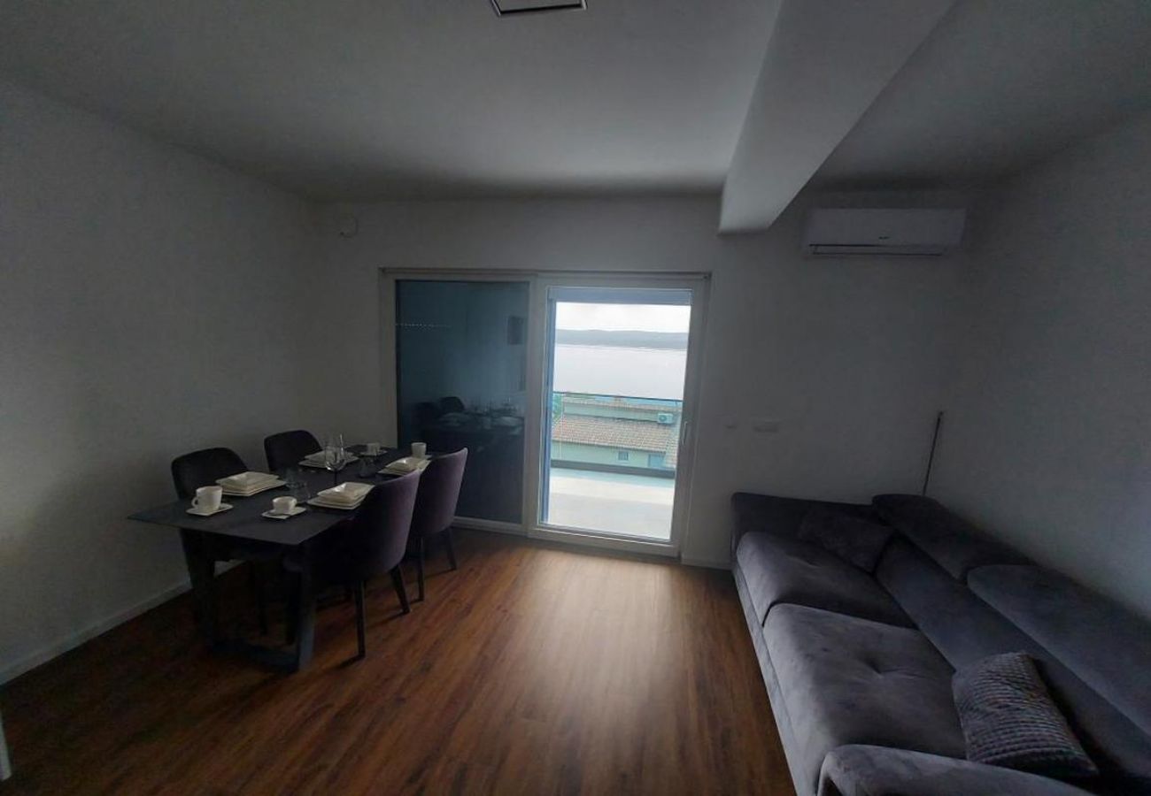 Appartement à Lokva Rogoznica - Appartement dans Lokva Rogoznica avec vue mer, Balcon, Climatisation, WIFI (5118-8)